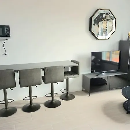 Apartment Edif La Luz No 4 With Big Private Terrace Los Silos